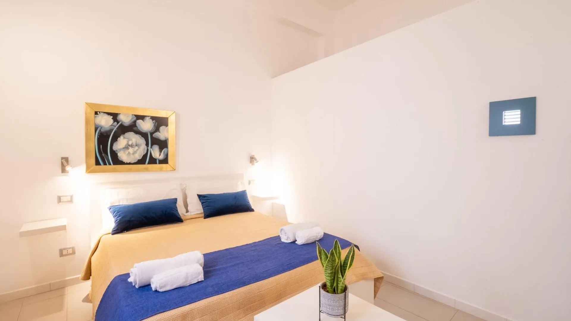 Opera Suite Castellammare del Golfo 0*,  Italia