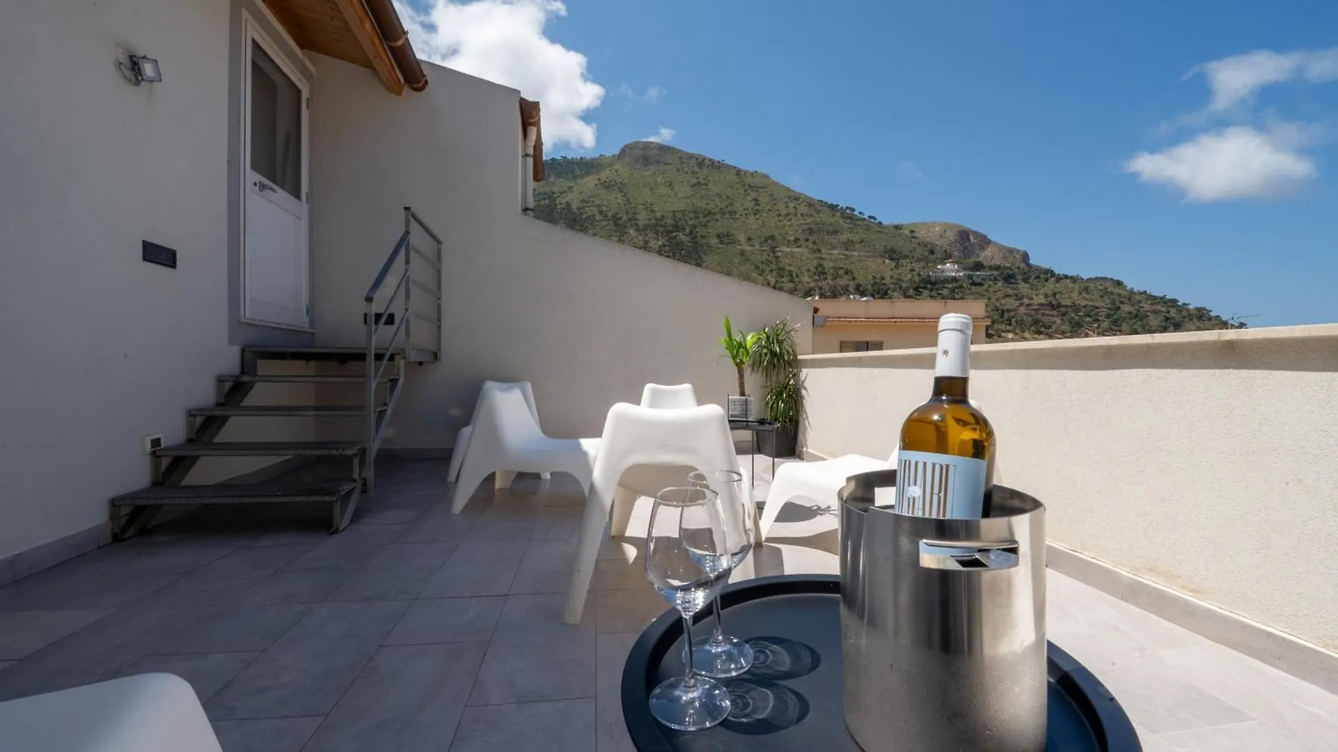 Opera Suite Castellammare del Golfo 0*,  Italy